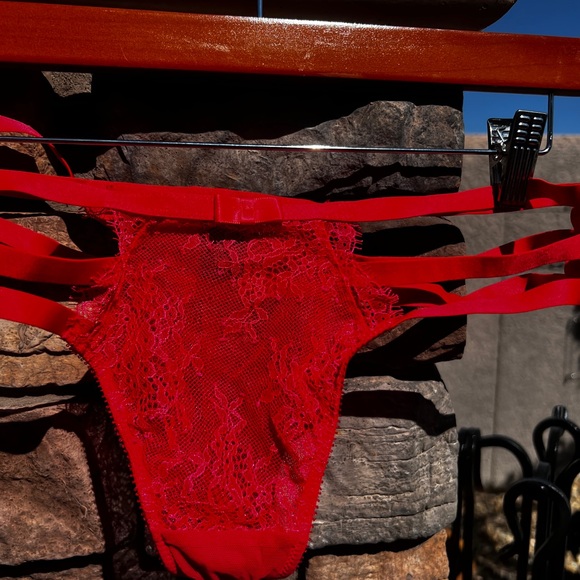 Victoria’s Secret Bra & Panty set NWOT - Picture 7 of 11